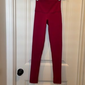 DYI HW leggings XS, 26 inch inseam, excellent condition, brand new